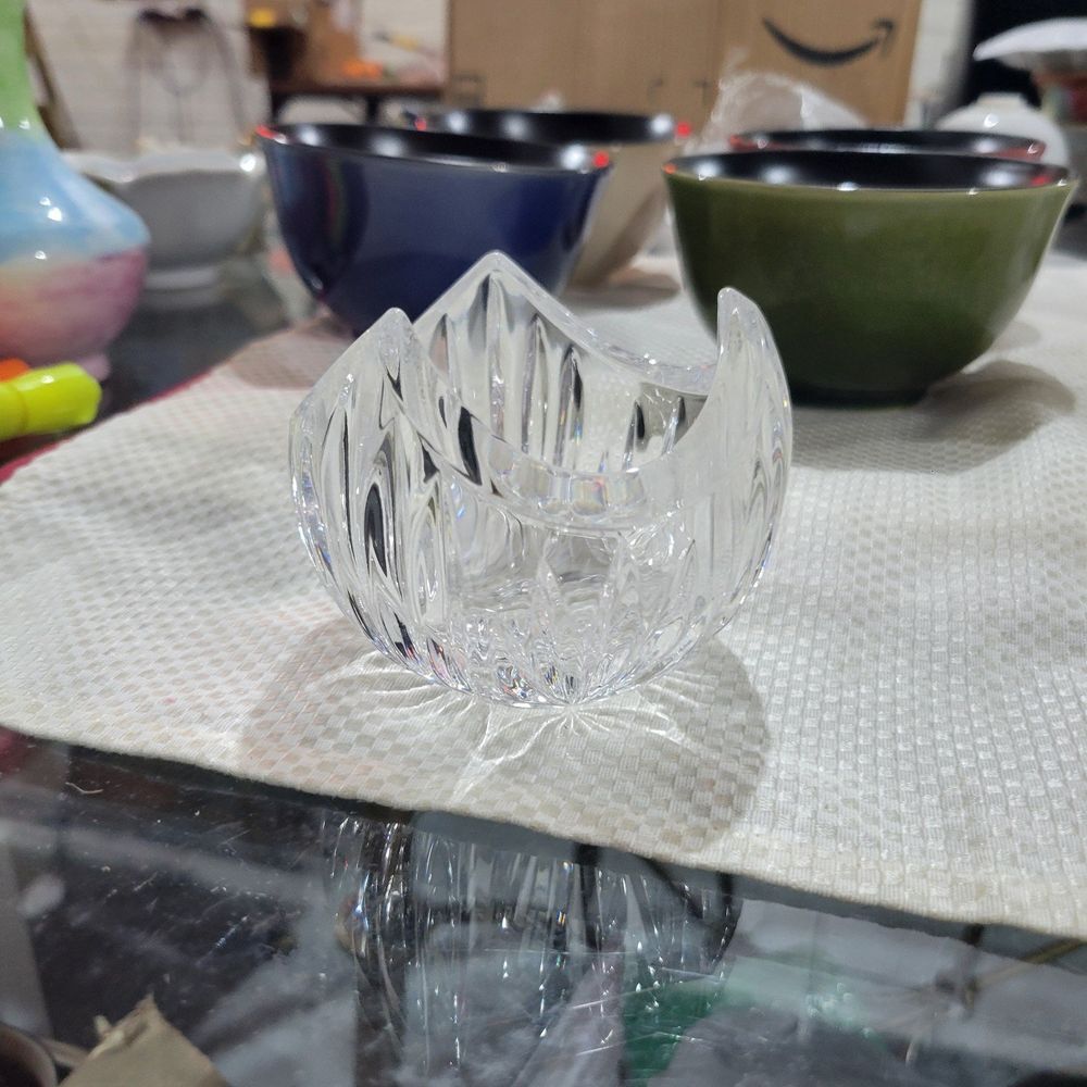 Mikasa Crystal candle holder for small tea lite candle
3" diameter, 3" height at
